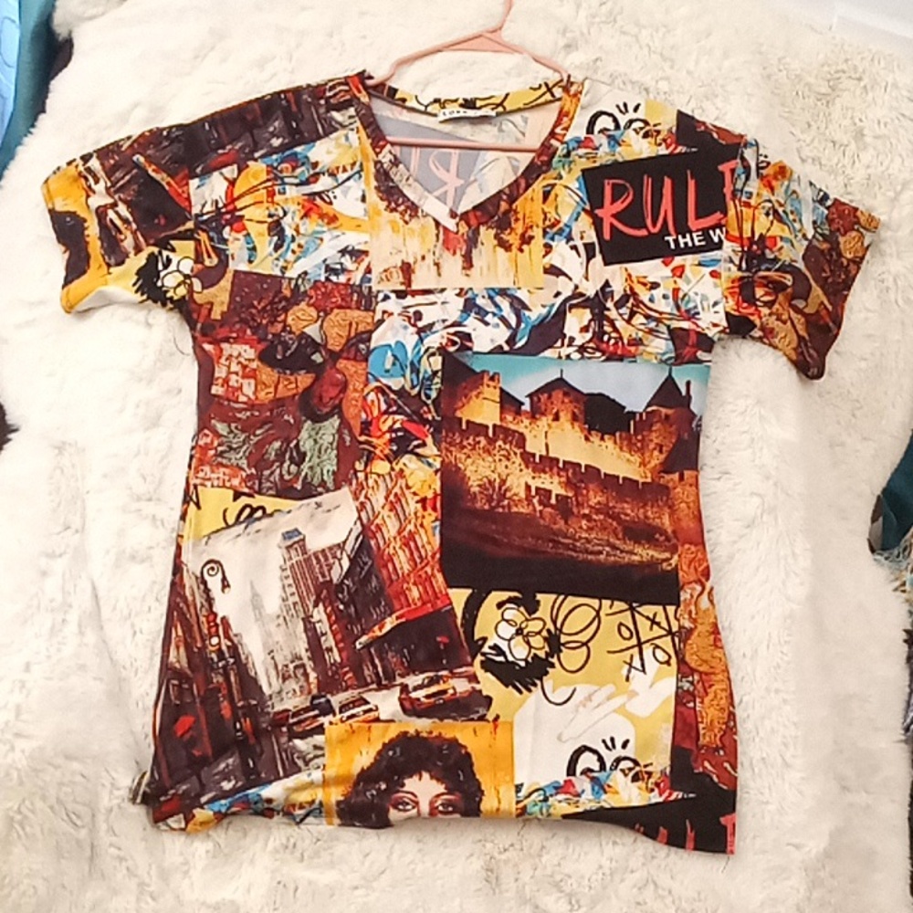 Love Jay graffiti print full slitted sides T-shirt - Picture 1 of 4